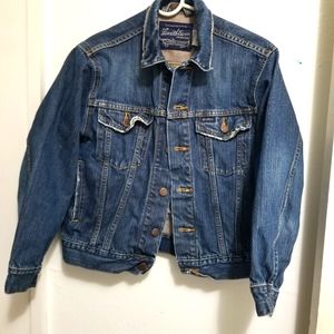 Levi Strauss jean jacket sz med. Solid quality.